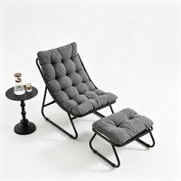 RELAX Schaukelstuhl mit Dickem Kissen und Hocker Metallrahmen für Garten Balkon Wohnzimmer - Hellgrau, Metall (65/86/78cm) - PARAFTA HOME