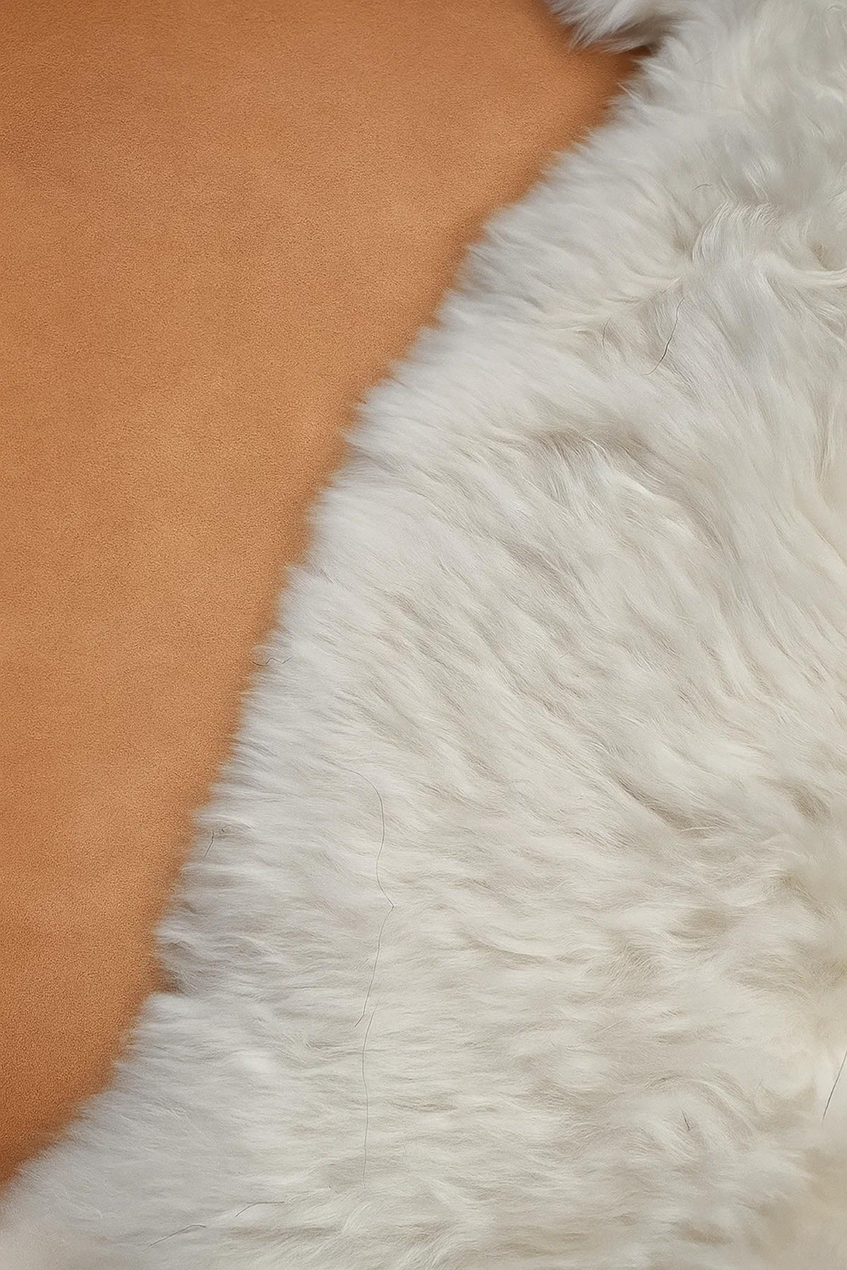 SCHAFFELL Skandinavisch Weiß mit braunen Punkten ca. 110 cm - Weiß/Braun, Fell (60/110cm) - Provellus