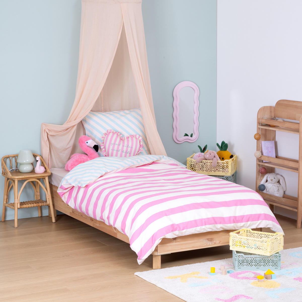 SPIEGEL mit rosa Rüschenrahmen Ayna 2,5/28/58 cm - Rosa, Holzwerkstoff (28/58/2.5cm) - Atmosphera for kids