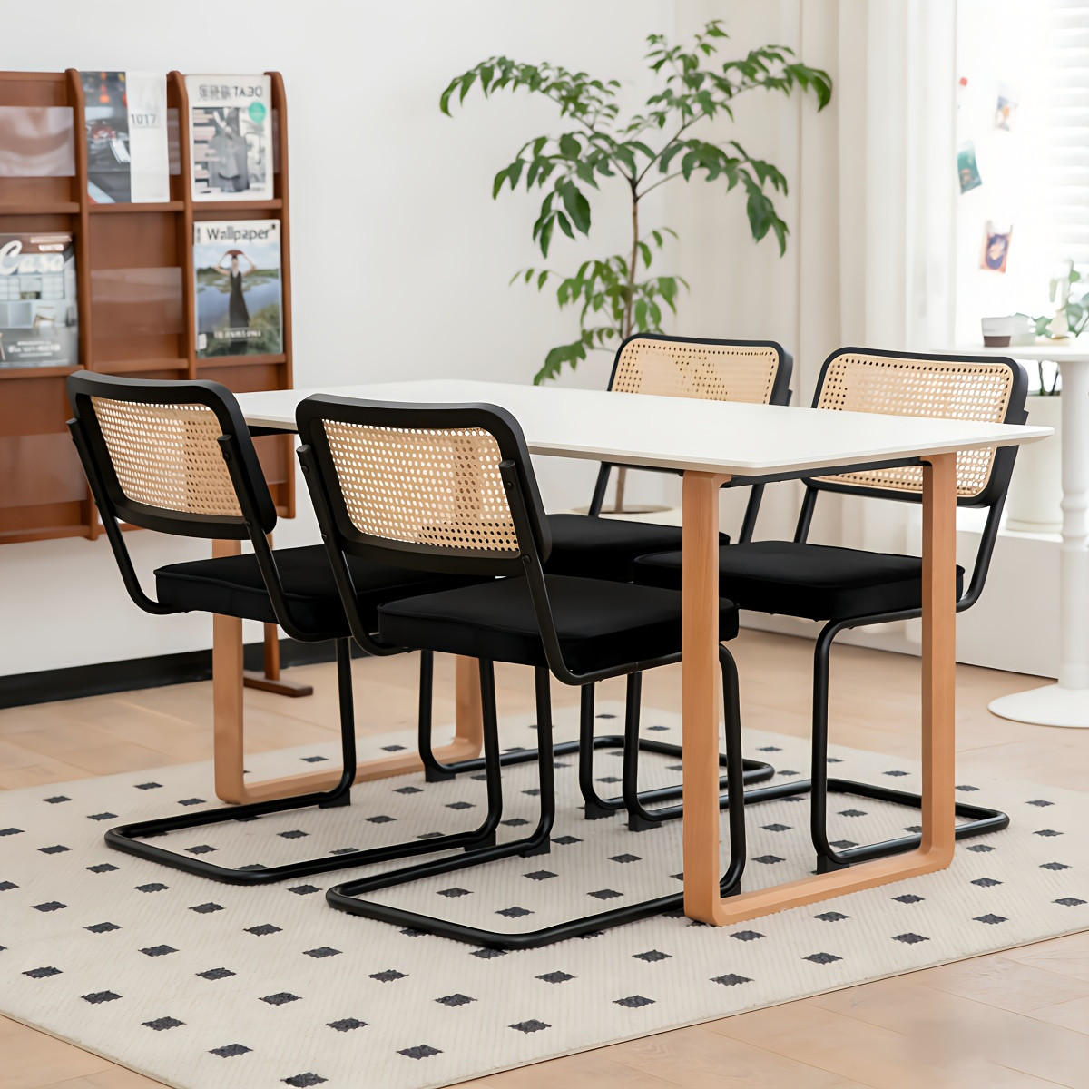 SCHWINGSTUHL DE-36914 4er-Set mit Samtbezug und Rattan-Rückenlehne Schwarz - Schwarz, Metall (46.4/84.6/53cm) - ComfortXL