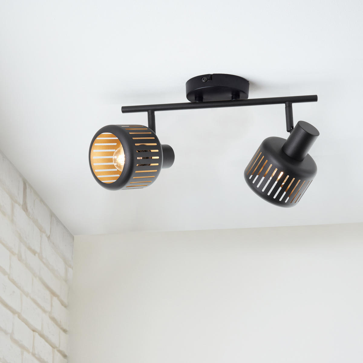 SPOTROHR Tyas 99942/86 - Schwarz, Metall (11/38.5/22.5cm) - Brilliant