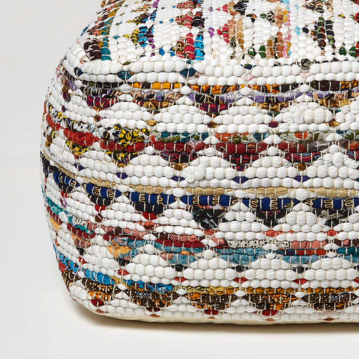 SITZPOUF creme-bunt gemustert 60/60/30 cm - Multicolor, Textil (60/30/60cm) - Homescapes