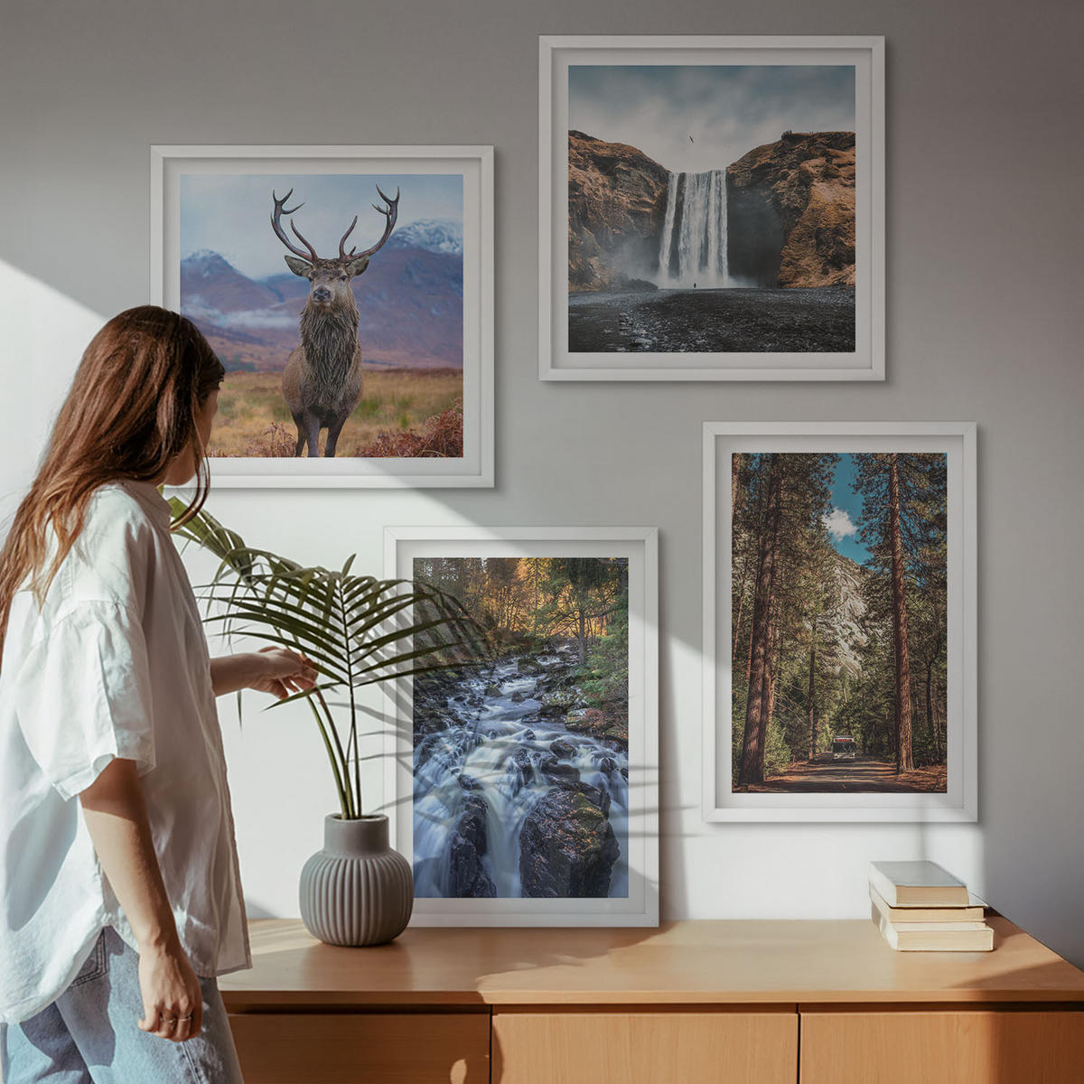 BILDER SET 4er Set - 50x50 cm & 40x60 cm Weißer Rahmen - Wasserfall Wald Berge Hirsch Natur - Weiß, Kunststoff (50/50cm) - TULUP