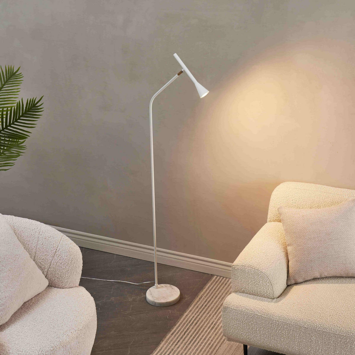 STEHLEUCHTE Holen, Weiß und Gold, 150cm - Goldfarben, Metall (41/20/150cm) - KOSILUM