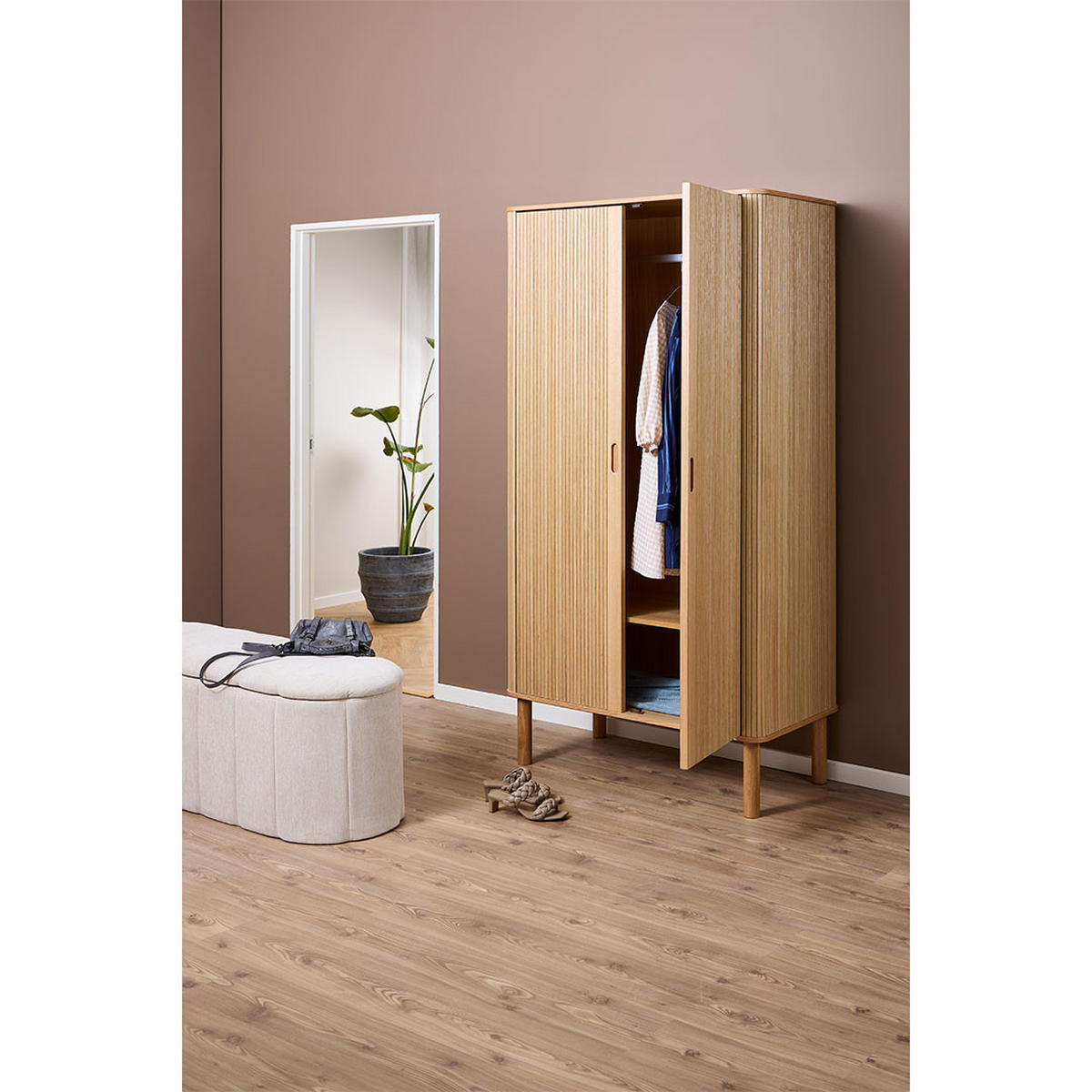 KLEIDERSCHRANK, Langley, Natur, Faserplatte. Melamin. Eiche. Eichenfurnier., 100 x 55 x 200 cm - Naturfarben, Holzwerkstoff (100/200/55cm) - ebuy24
