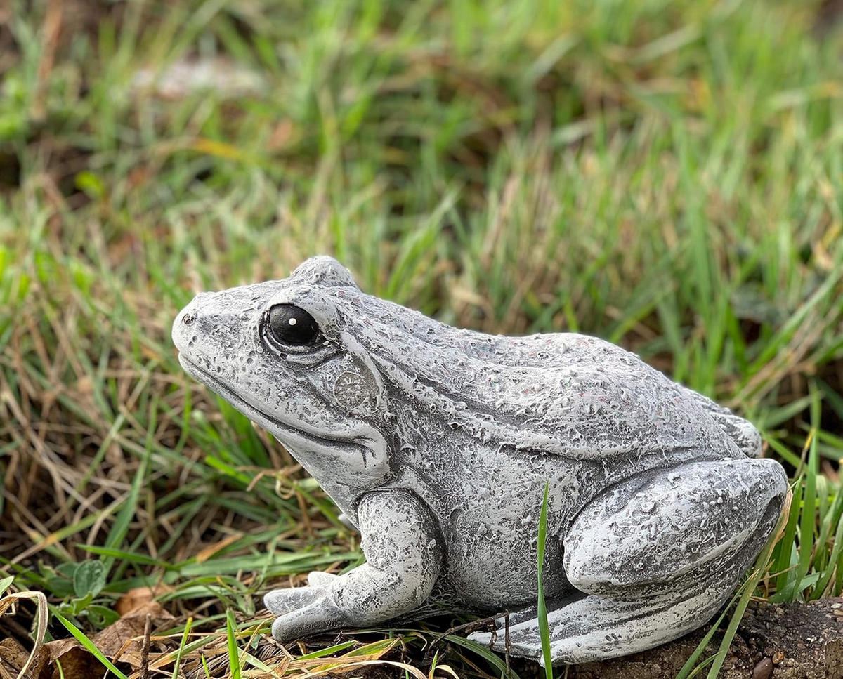 STEINFIGUR Frosch naturgetreu frostfest Steinguss - Grau, Stein (14/13/23cm) - stoneandstyle