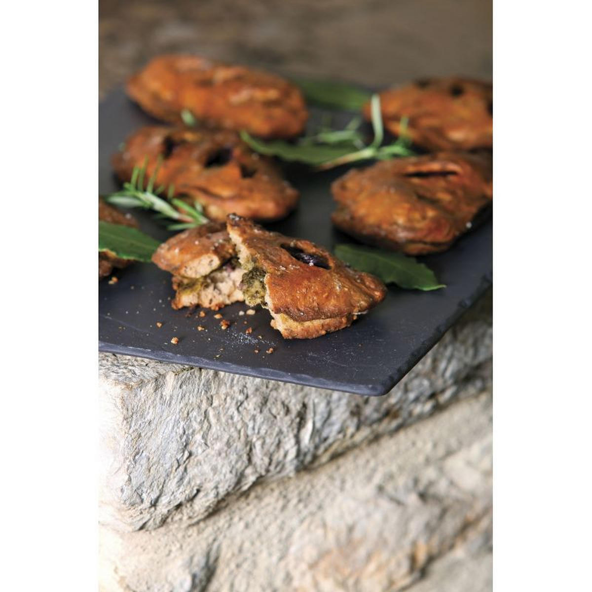BURGER & STEAKTELLER QUADRATISCH 25 x 25 cm Schieferoptik - Schieferfarben, Keramik (25/0.7/25cm) - Revol Porcelaine France