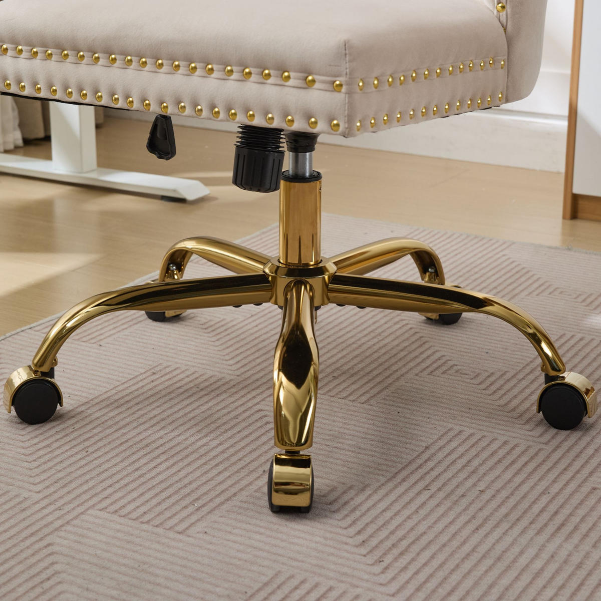 BÜRUSTUHL Beige Höhenverstellbar - Beige, Metall (63/98/50cm) - PANGIVO