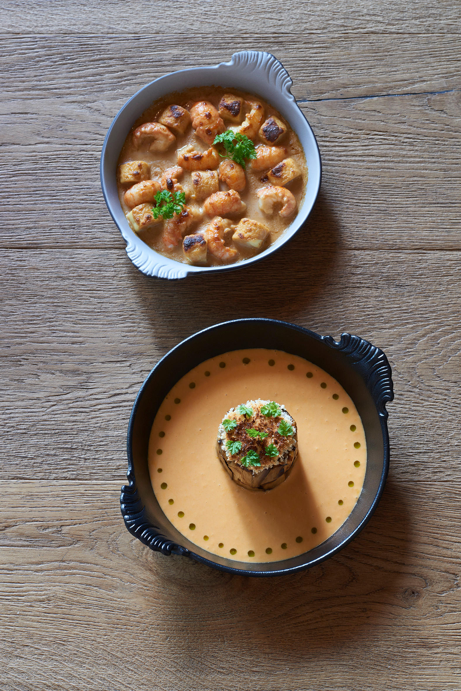 GRATINSCHUESSEL RUNDE MIT GRIFFEN in gusseisener Optik 45 cl - Multicolor, Keramik (18/3.5/18cm) - Revol Porcelaine France