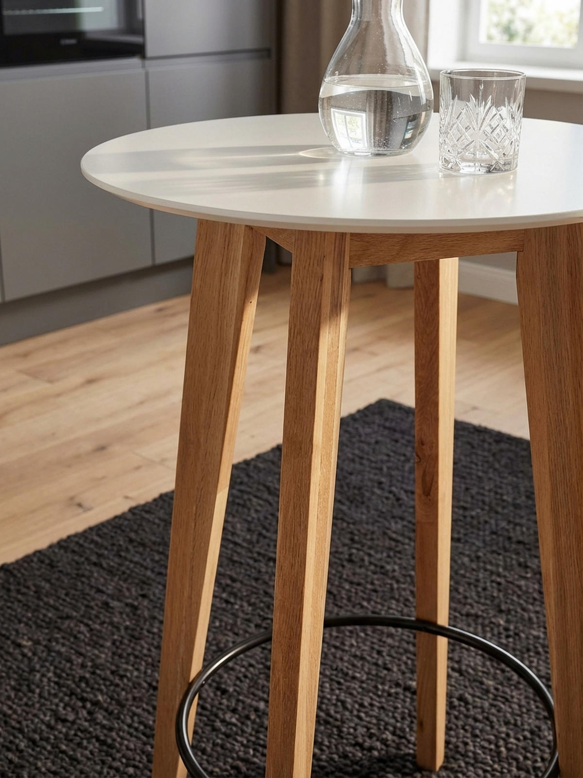 BARTISCH – Skandinavisch, Eiche, rund, 50 kg Belastbarkeit - Weiß/Braun, Eichenholz/Holz (60/60/110cm) - KADIMA DESIGN