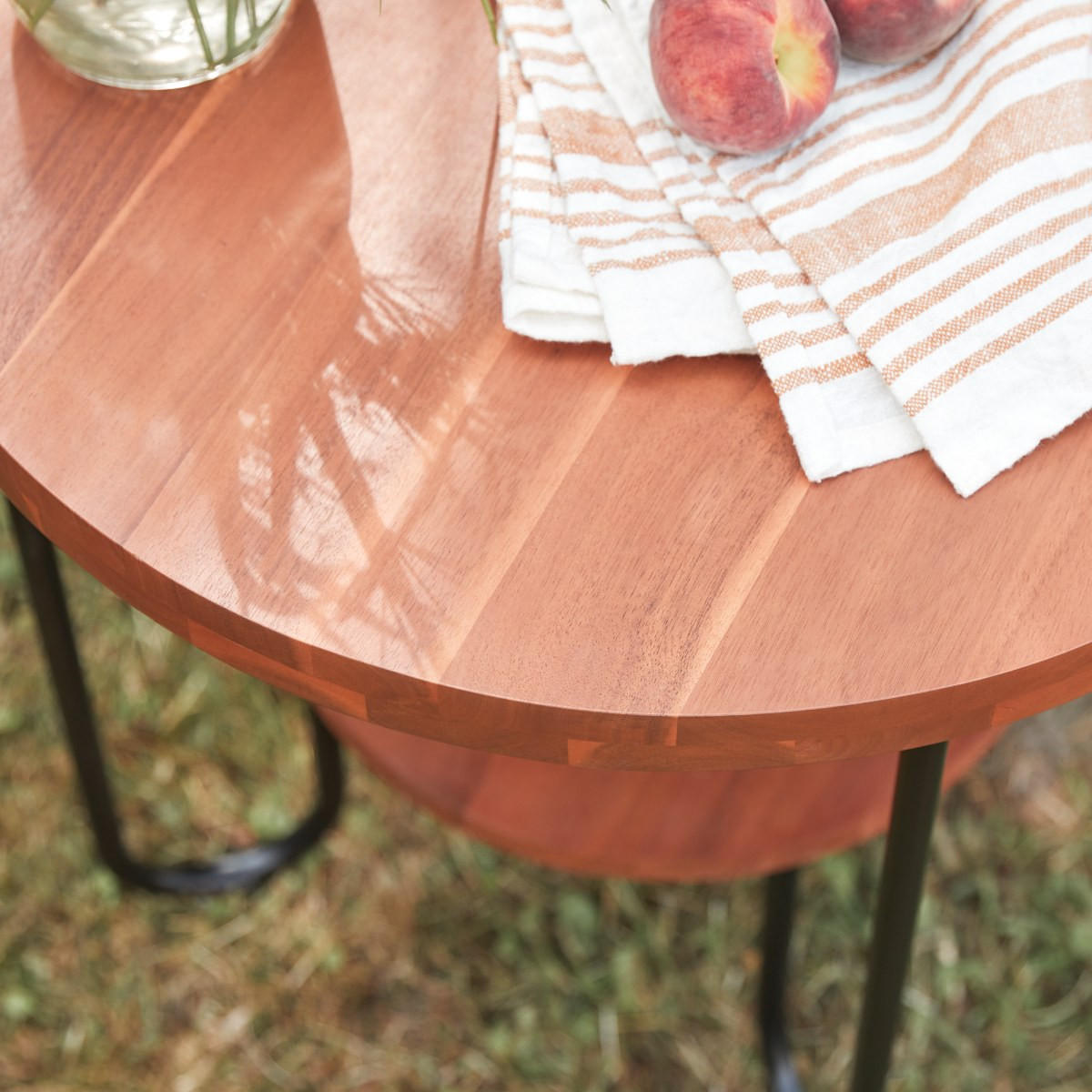 GARTENLOUNGE-TISCH 1-tlg Key Wood Natur aus Akazie - Naturfarben, Holz (60/60/54cm) - Tikamoon