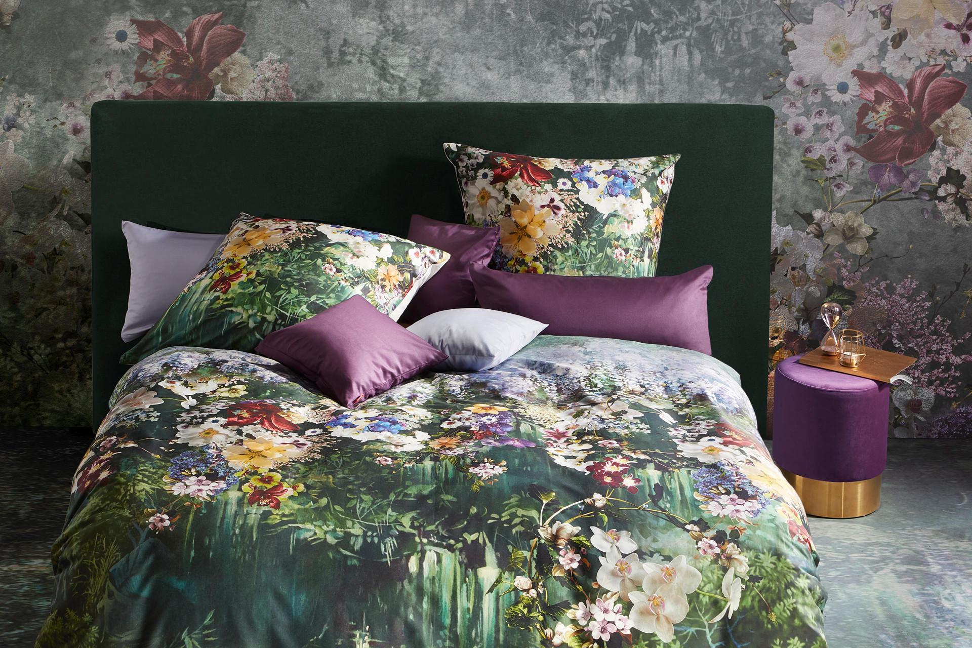 Pestrobarevné květované povlečení