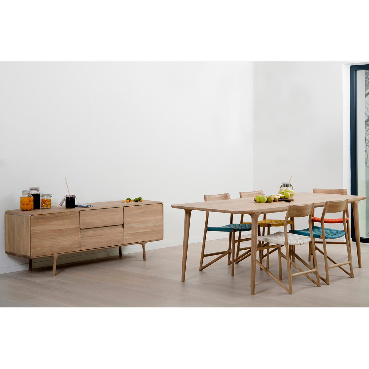 ESSTISCH - Eiche massiv - Eichefarben, Holz (90/160/75cm) - home24