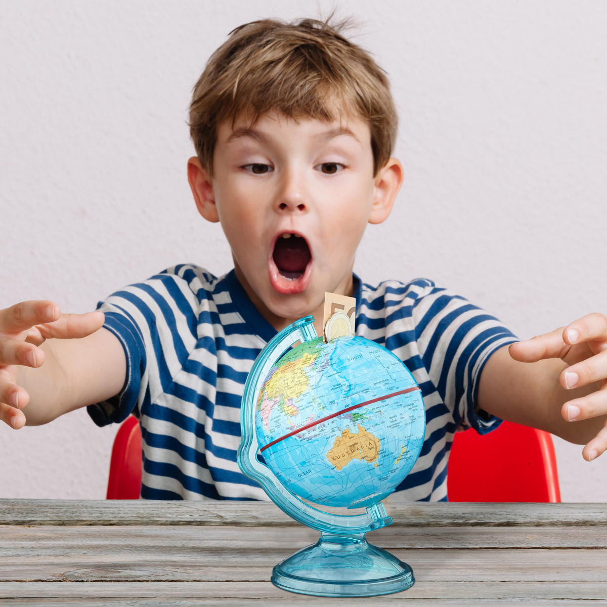 SPARDOSE Globus - Hellblau, Kunststoff (16.5/14/14cm) - Relaxdays