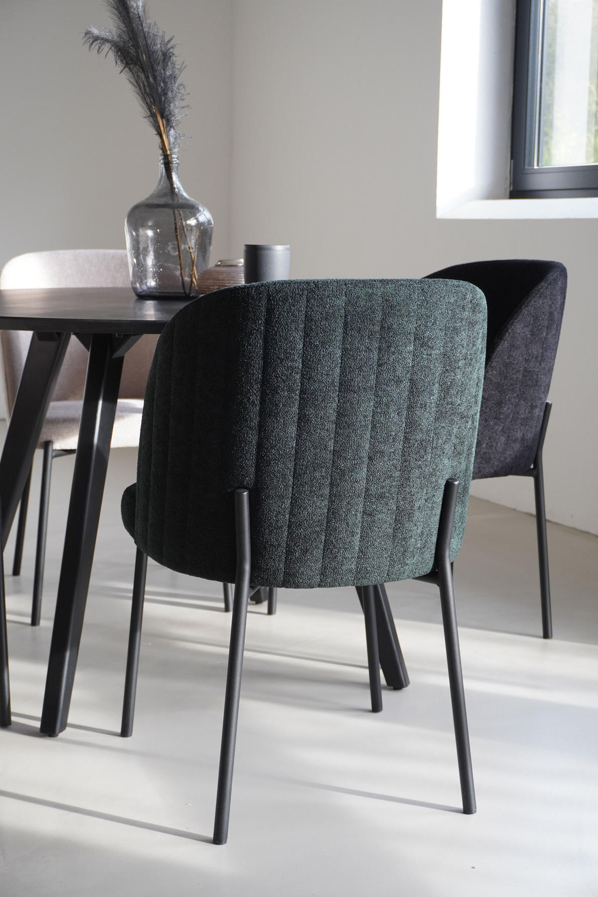 STUHL Kris bouclé grün - Schwarz/Grün, Textil/Metall (53/84/53cm) - INKA furniture