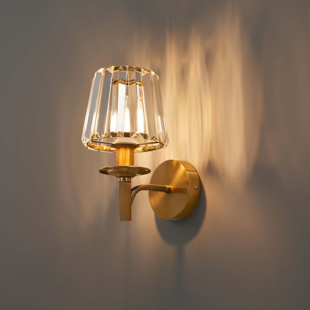 WANDLEUCHTE Odrina, Transparent und goldfarben, 24.5cm - Transparent, Glas (15/15/24.5cm) - KOSILUM