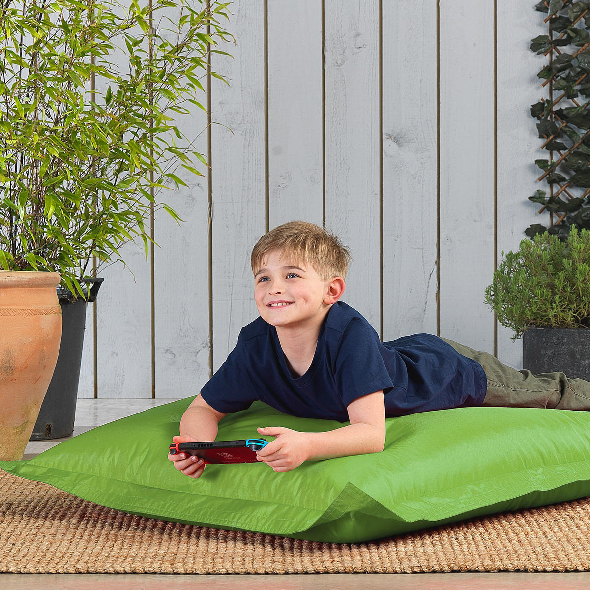 OUTDOORSITZSACK für Kinder - Grün, Kunststoff (100/20/125cm) - Veeva