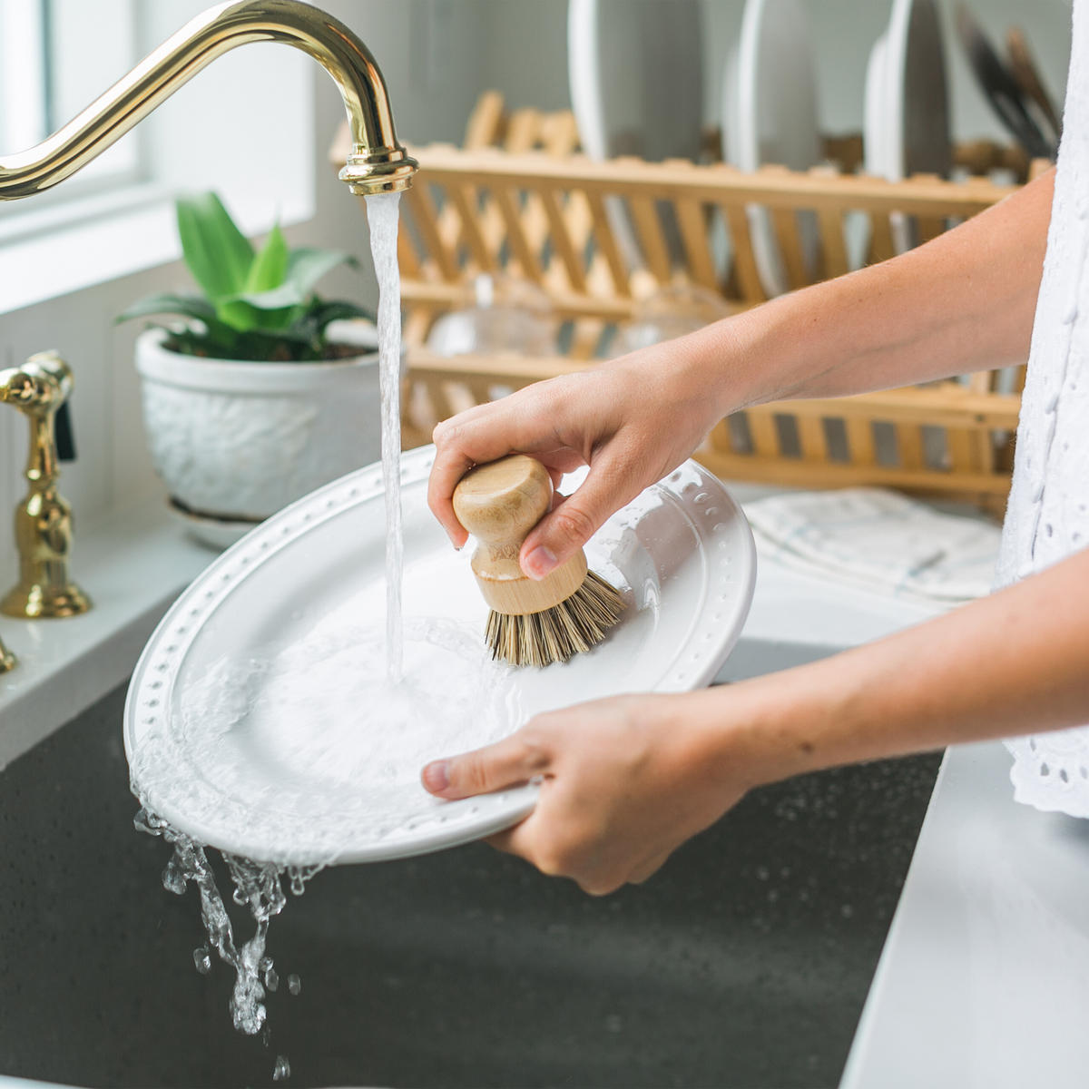 ABTROPFGESTELL - Hellbraun, Holz (35.5/24/44cm) - Relaxdays