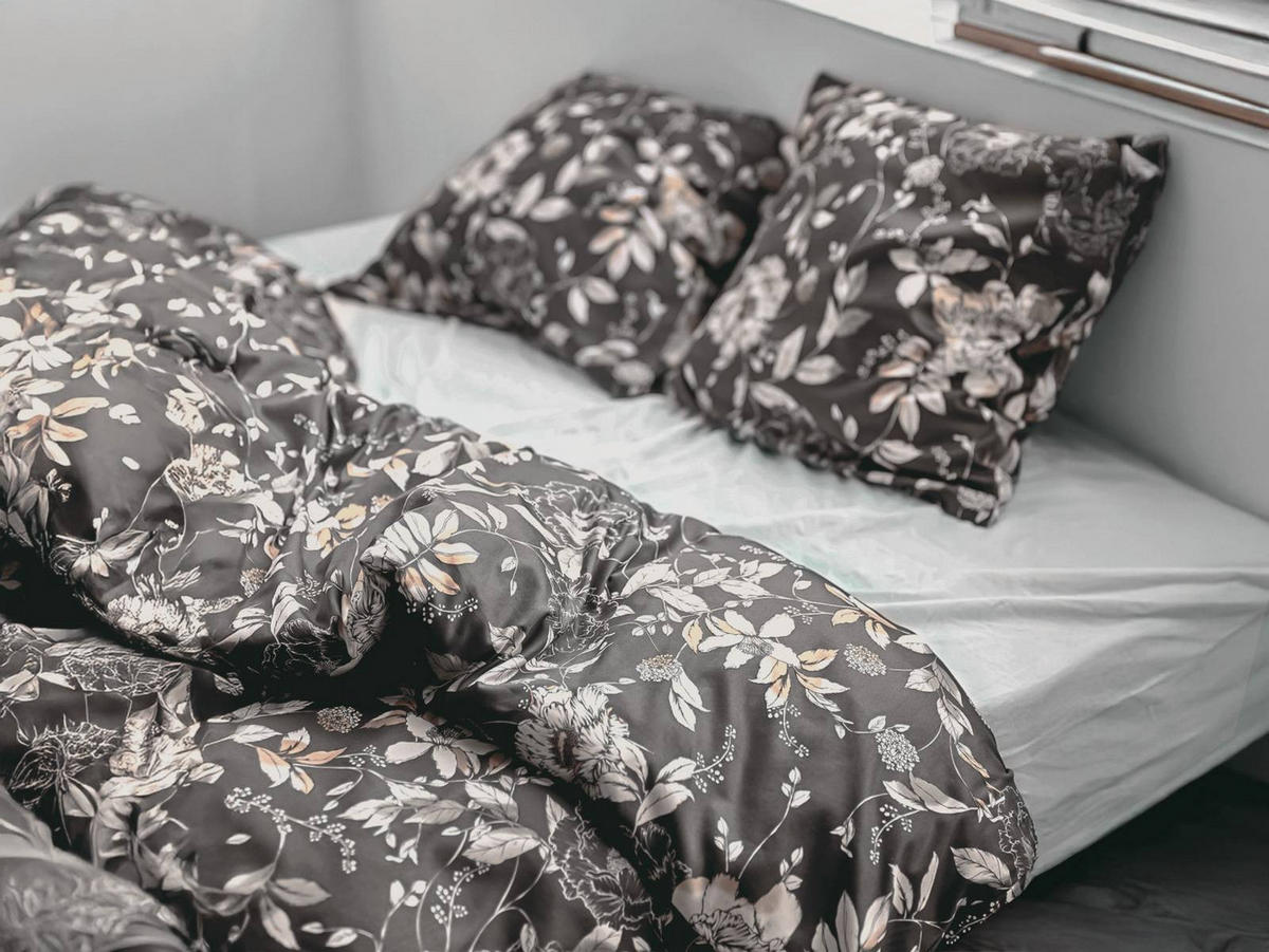 BETTWÄSCHE Garden Bloom II grau 135/200 cm Baumwolle - Grau, Textil (135/200cm) - Södahl
