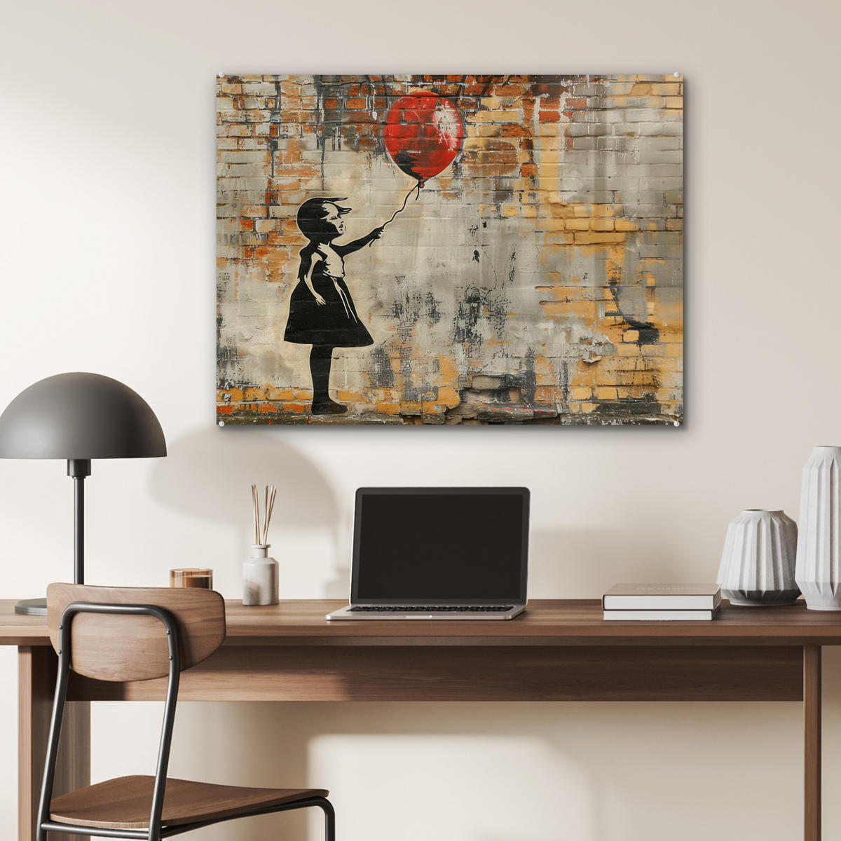 ACRYLGLASBILD Graffiti - Banksy - Mädchen - Straßenkunst 80x60 cm - Sandfarben, Glas (80/60cm) - MuchoWow