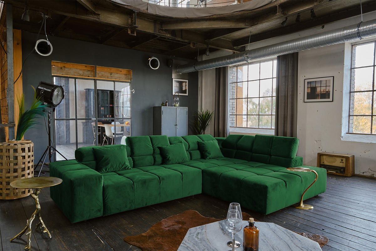 ECKSOFA MIT MOTORISCHEM SITZVORZUG NEVADA Smaragdgrün Velvet - Smaragdgrün/Schwarz, Textil (319/215cm) - KAWOLA
