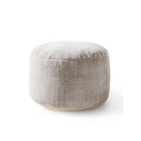 POUF Nova Hellgrau 55x55x30 cm - Hellgrau, Textil (55/30/55cm) - benuta Pure