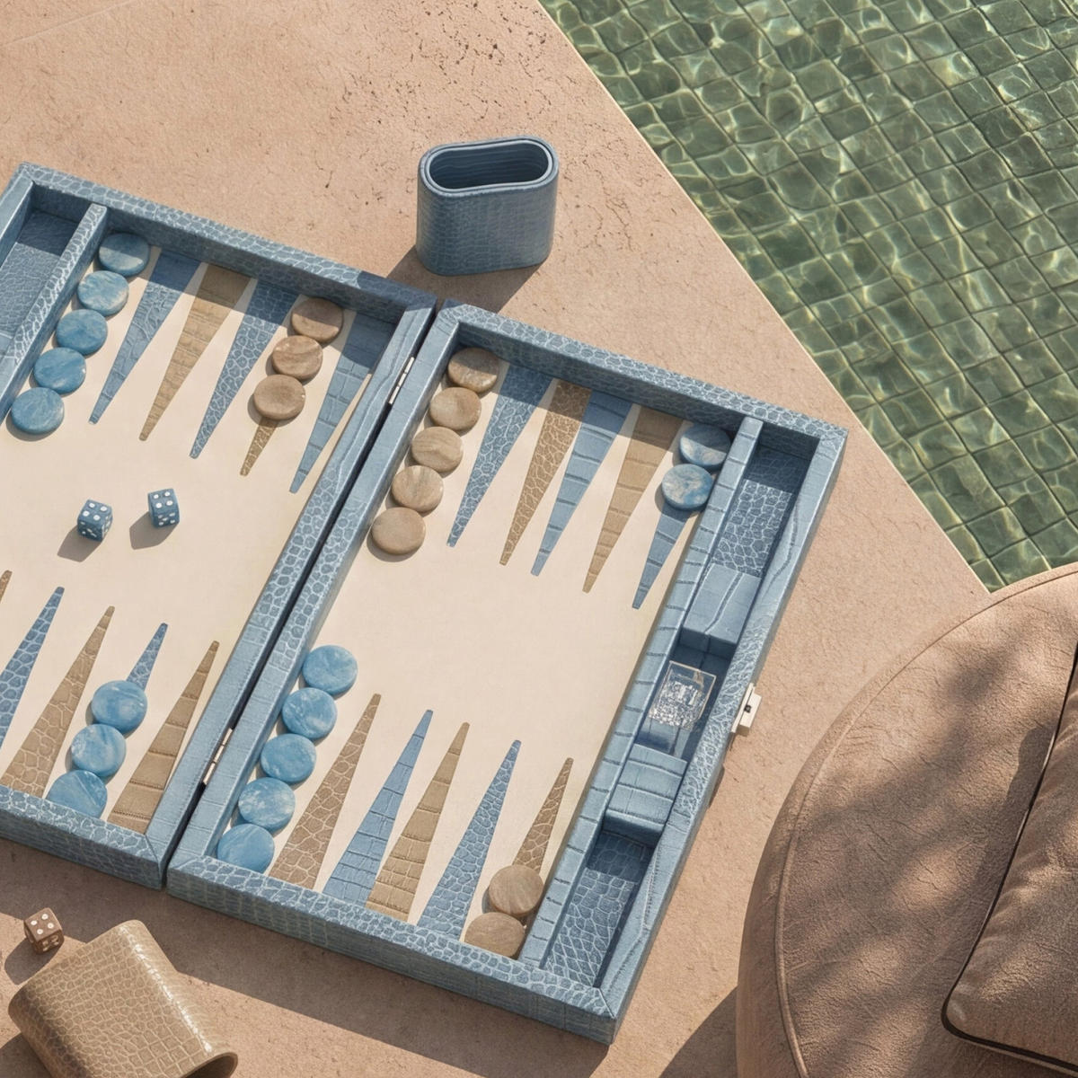 BACKGAMMON – Mittel BACKGAMMON Leder Riviera-Blau 38cm - Blau, Leder (38/24cm) - Premium Interiors