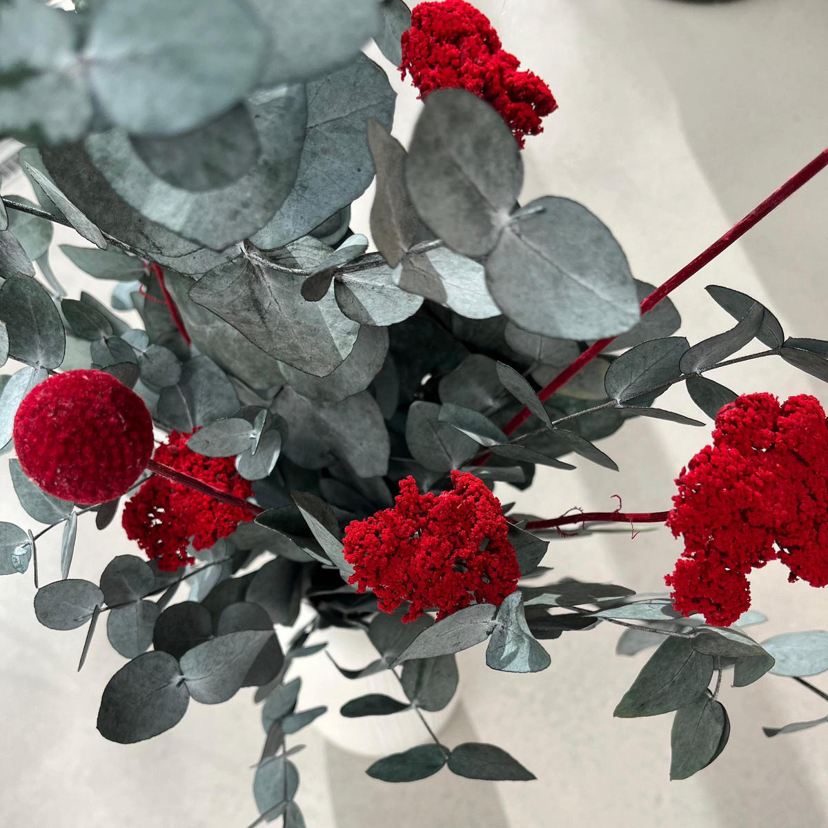 POP of Color: Eukalyptus red - rot / 40 cm - Rot, Naturmaterialien (40cm) - Lykke & You