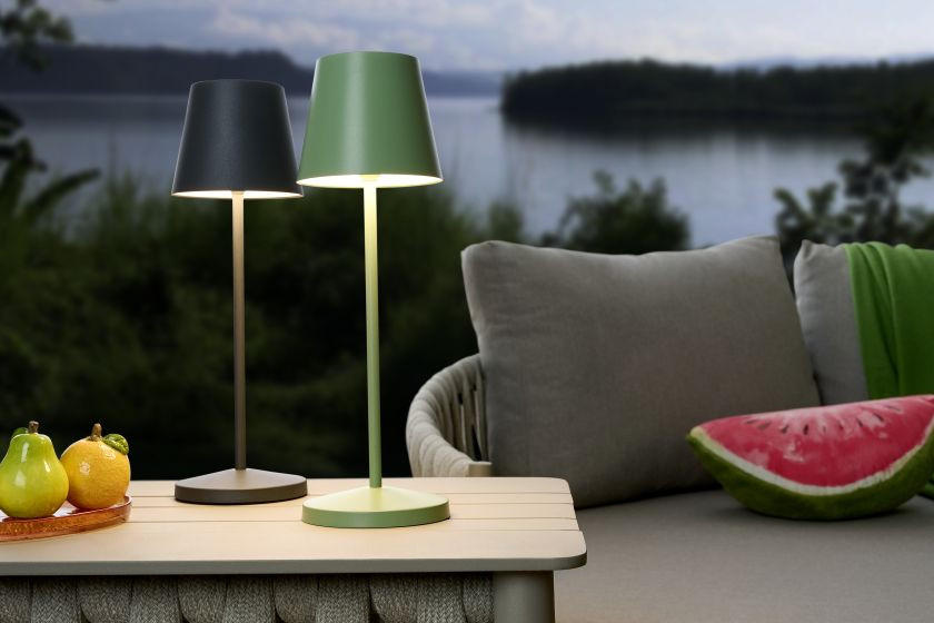 kerti kültéri akkumulátoros asztali lámpa zöld szürke, kerti garnitúra, dinnye formájú díszpárna