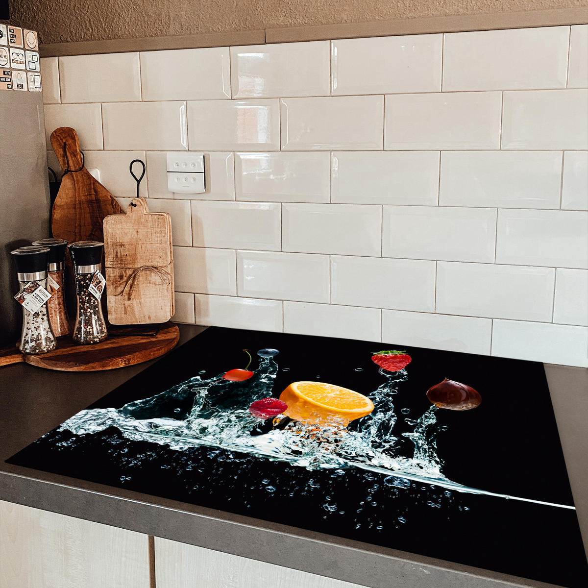 HERDABDECKPLATTE Wasser - Obst - Orange - Erdbeere - Kirsche - Schwarz 77x59 cm - Orange, Kunststoff (77/59/0.2cm) - MuchoWow