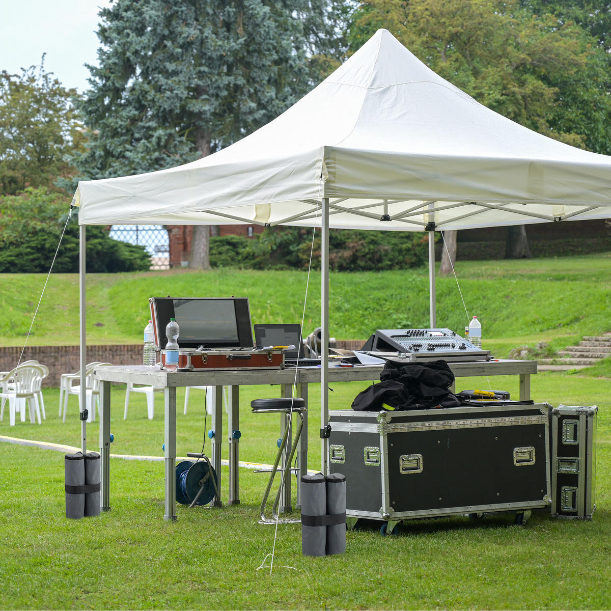 4XPAVILLON-SANDSÄCKE - Anthrazit, Textil/Metall (42/40/1.5cm) - Relaxdays