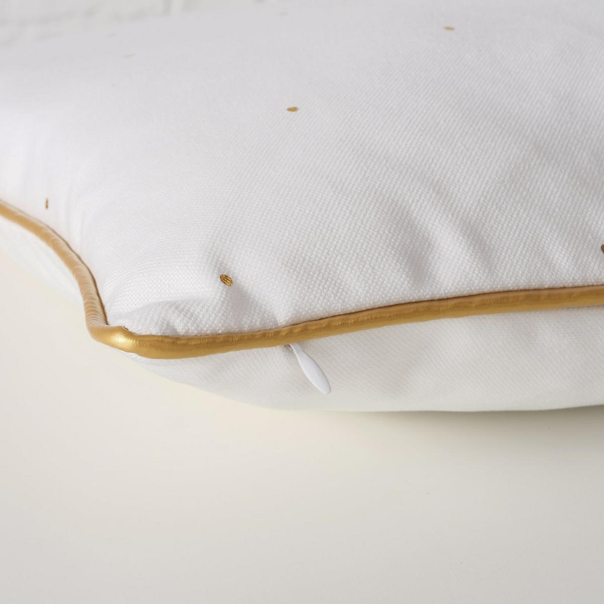 DEKOKISSEN mit metallischer Umrandung Dilara 45/45/13 cm - Goldfarben, Textil (45/45cm) - Boltze Home