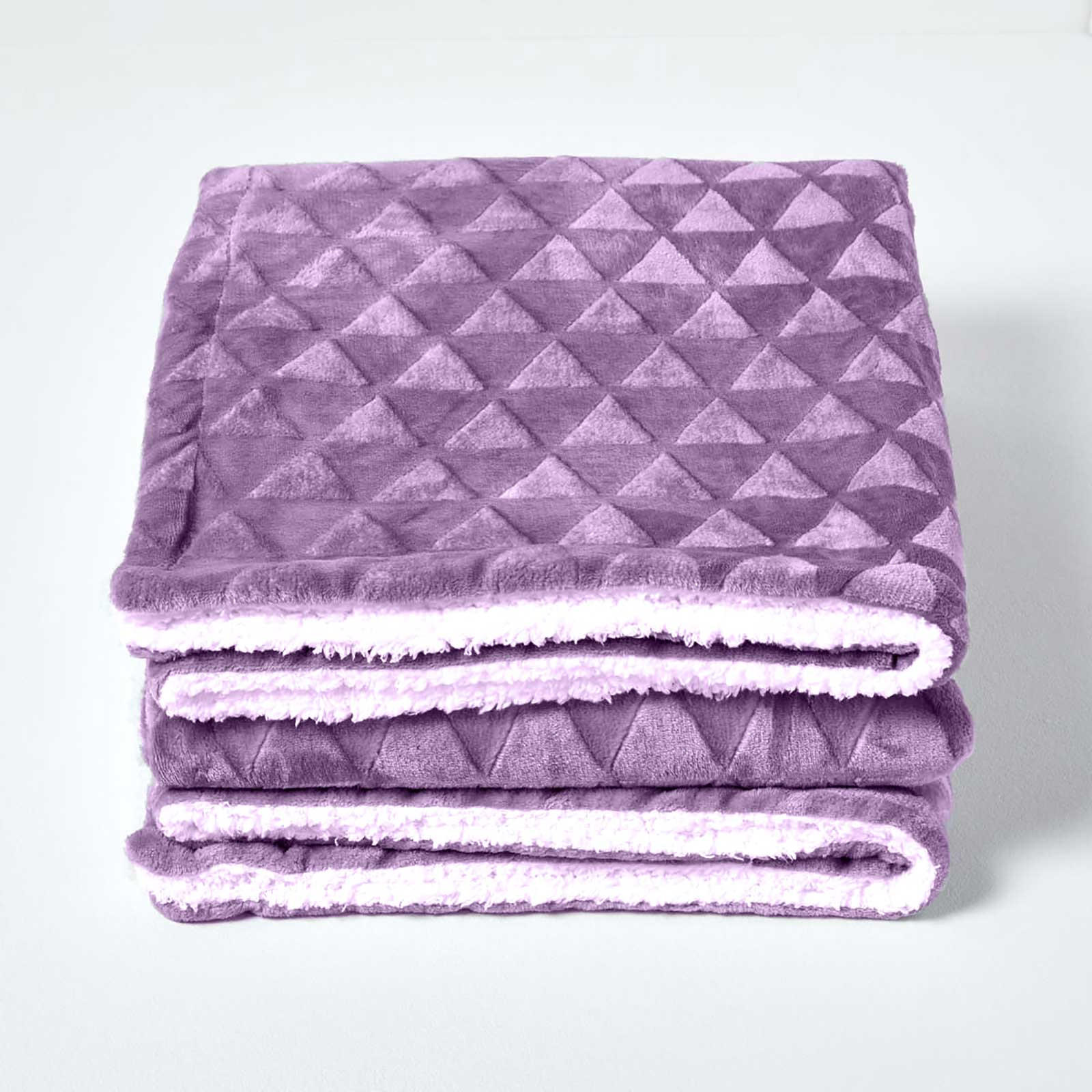 KUSCHELDECKE Sherpa 200/230 cm, Samtdecke mit Dreieckmuster - Lila, Textil (200/230cm) - Homescapes