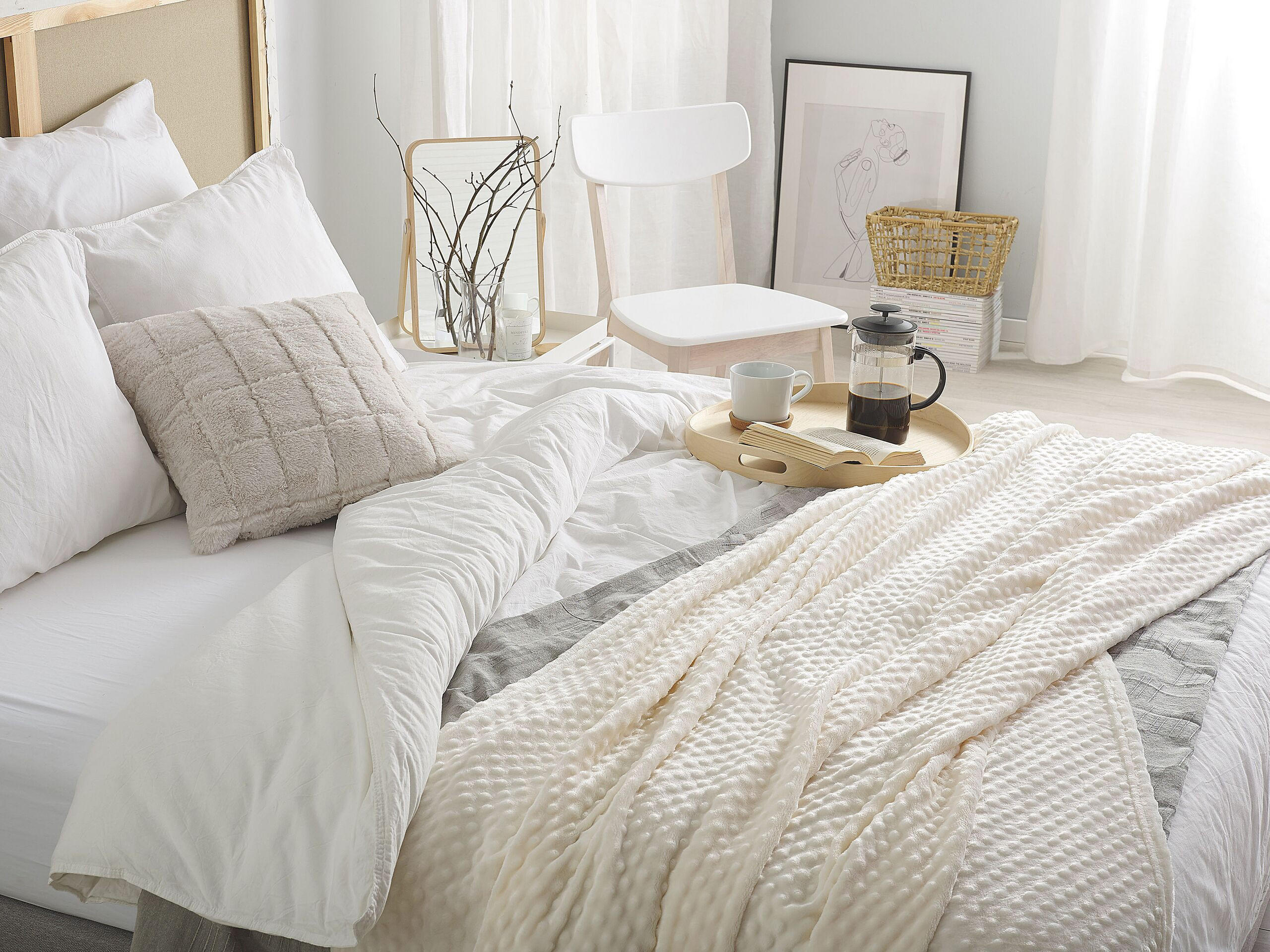 DECKE Cremeweiß Samur 200/150 cm - Ecru, Textil (150/200cm) - Beliani