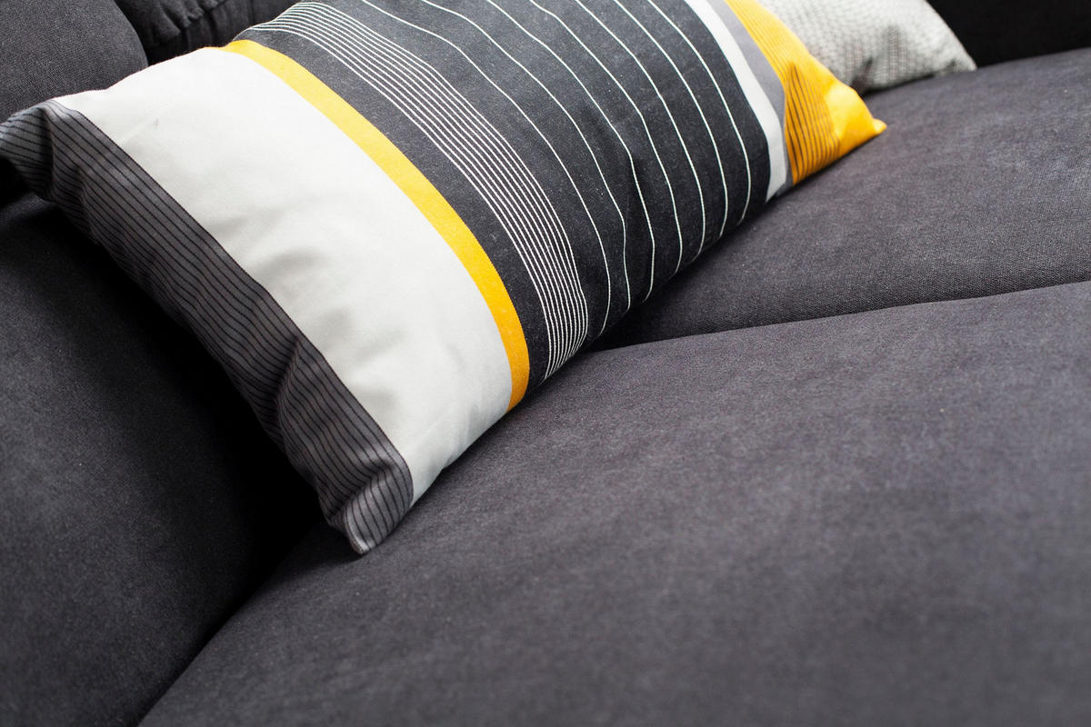 ECKSOFA SACRO Braun Plüsch-Stoff mit Schlaffunktion - Braun, Holz (271/221cm) - MASSENO