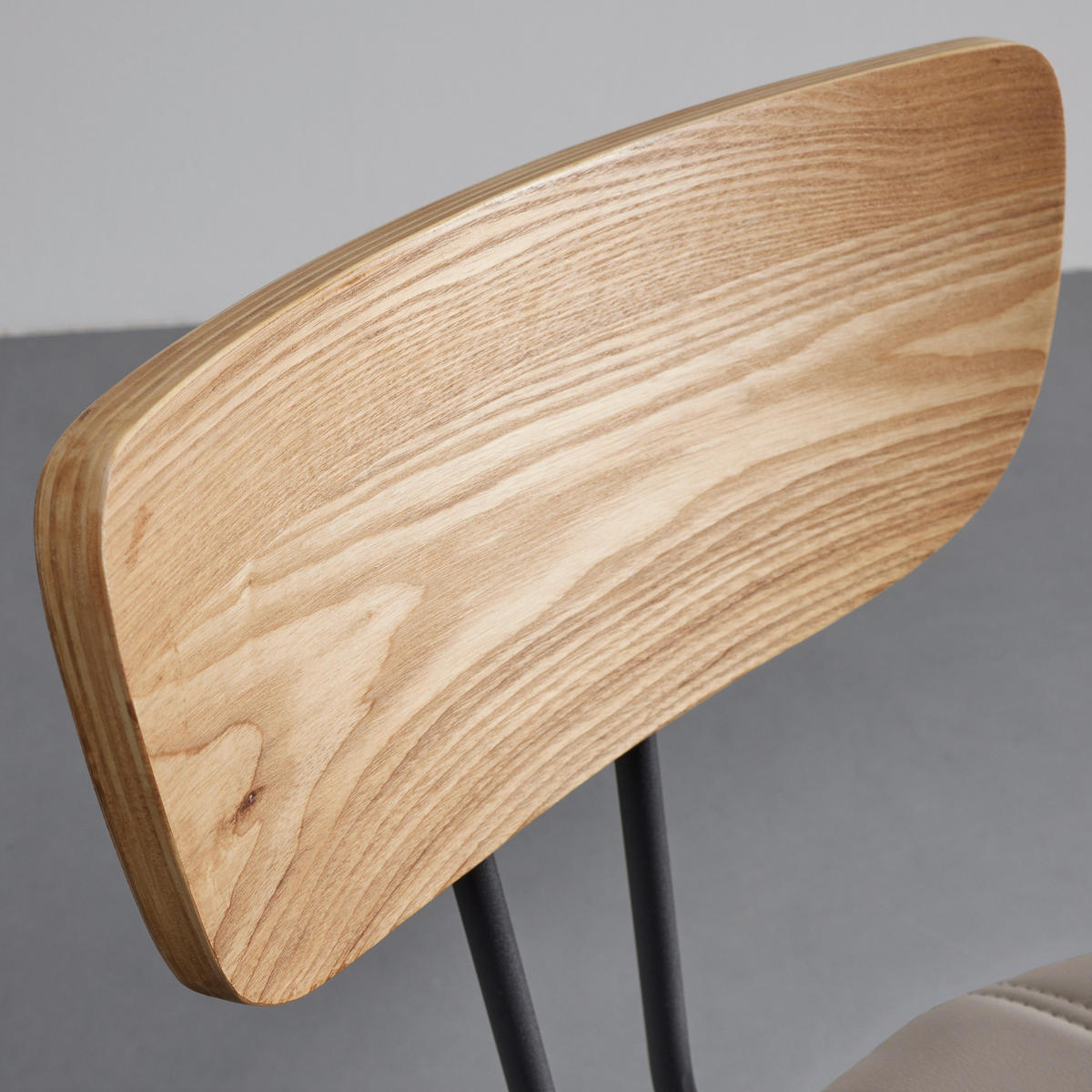 STUHL Cera Taupe Lederlook Gepolstert - Taupe, Holz (42/78/54cm) - Bessagi Home