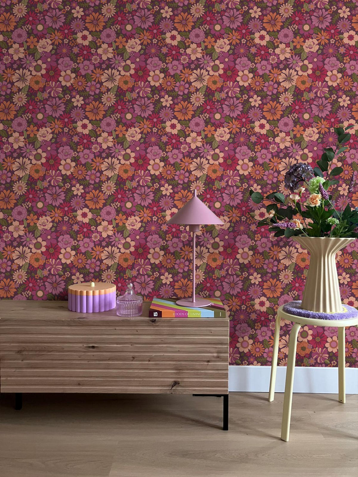TAPETE Retro Blumen 50 x 900 cm - Lila, Papier (50/900cm) - ESTAhome