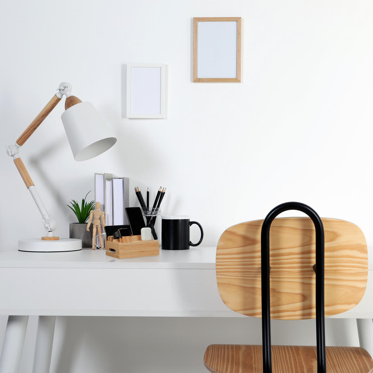 NABÍJECÍ stanice - světle hnědá, dřevo (13/17/11cm) - Relaxdays