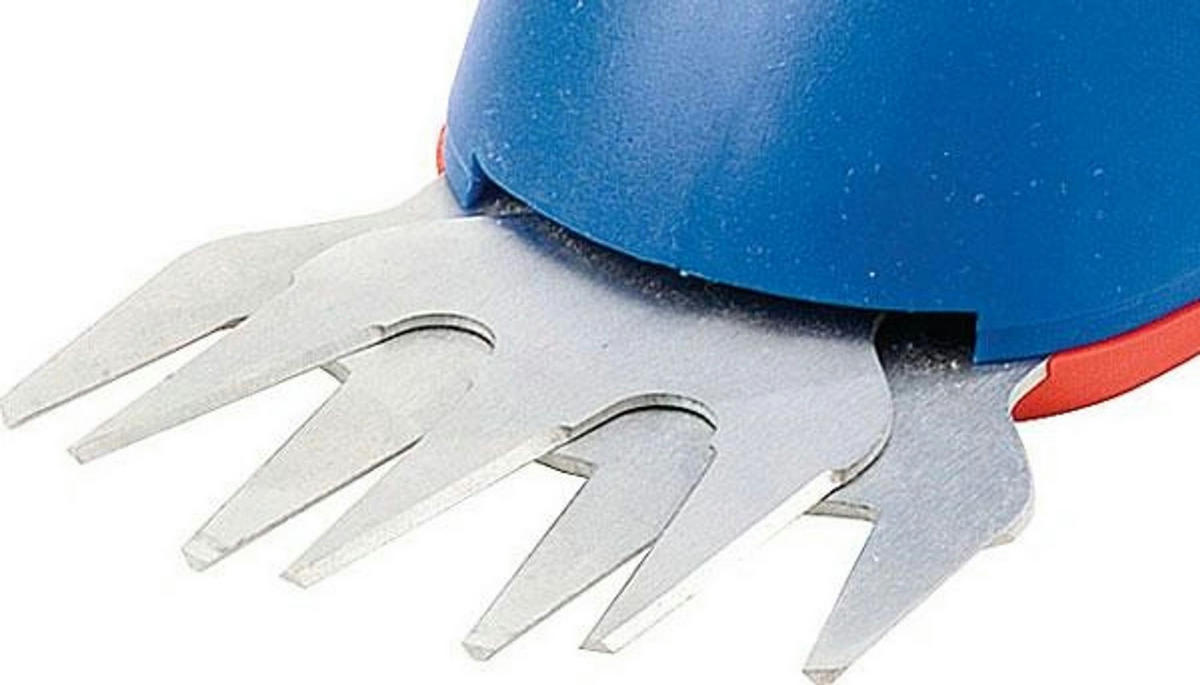 RASENMÄHER-ERSATZESSER für Gras- & Heckenschere, 3,6 Volt - Blau, Metall (1/1/1.6cm) - Westfalia