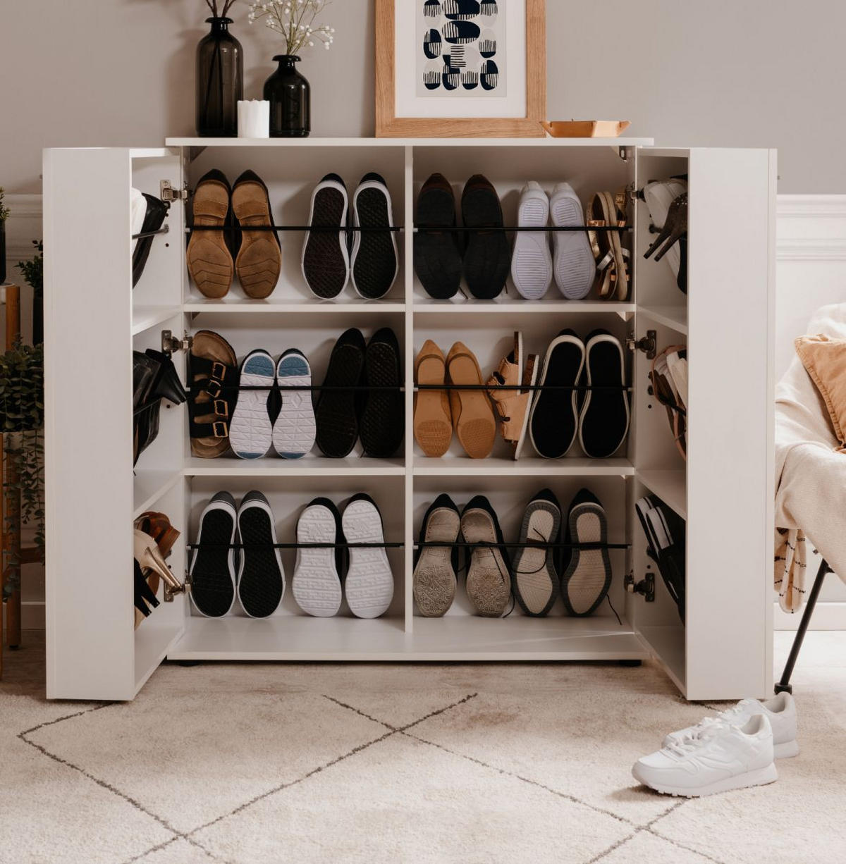 SCHUHSCHRANK weiß 100 cm, Schuhkommode aufklappbar für 24 Paar Schuhe - Silberfarben/Schwarz, Holzwerkstoff/Kunststoff (100/110/34cm) - Furn.Design