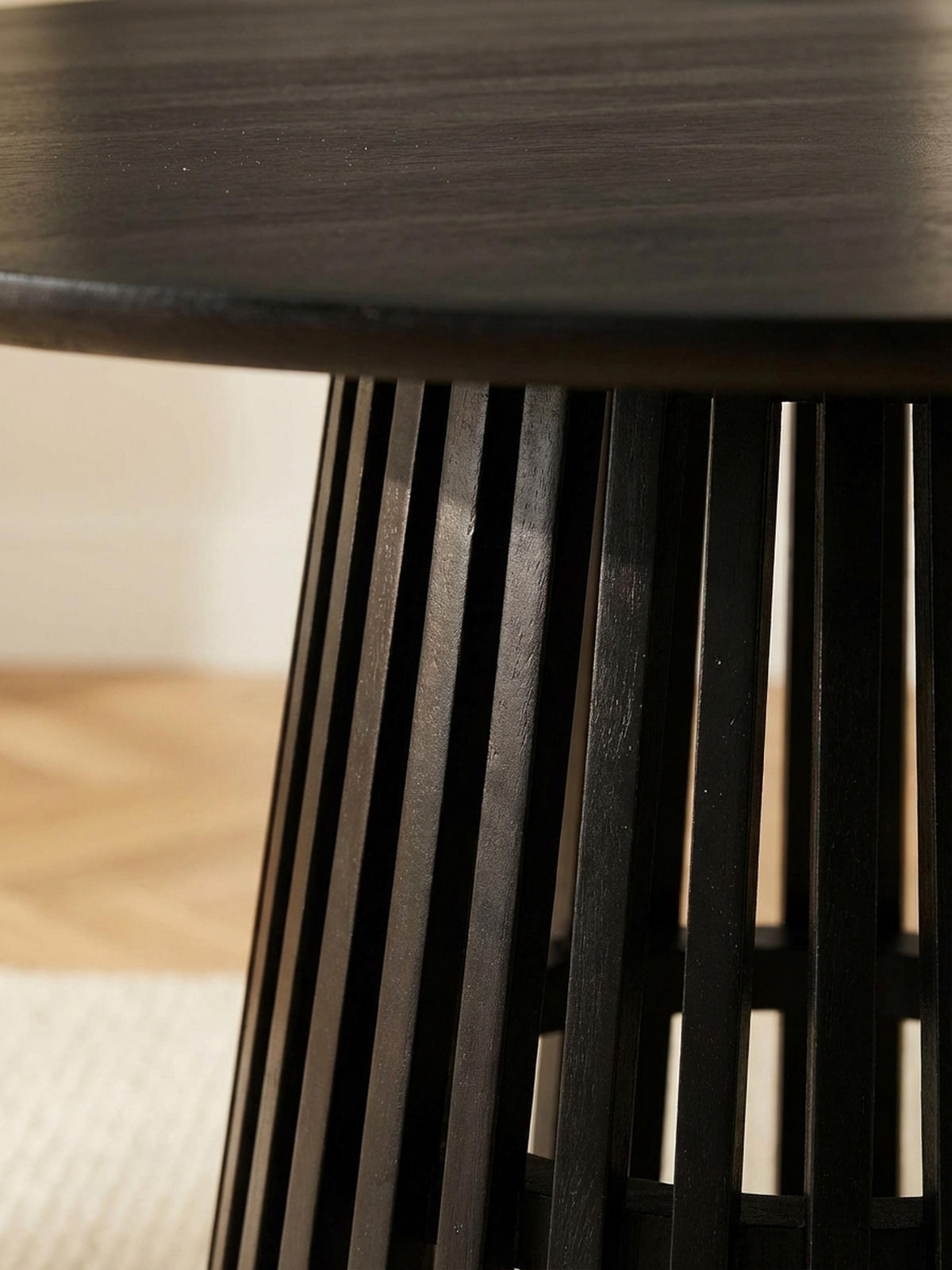 ESSTISCH – Rund Mango Massivholz Lamellengestell Matt-Schwarz handgefertigt - Schwarz, Mangoholz/Holz (120/120/77cm) - KADIMA DESIGN