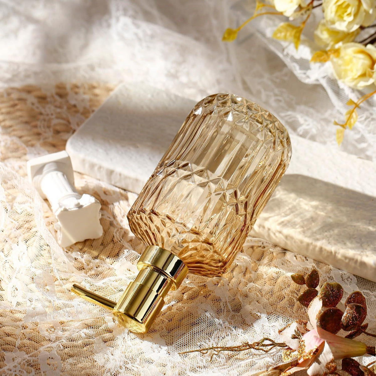 SEIFENSPENDER Glas Amber - Transparent, Glas (8/18.5/8cm)