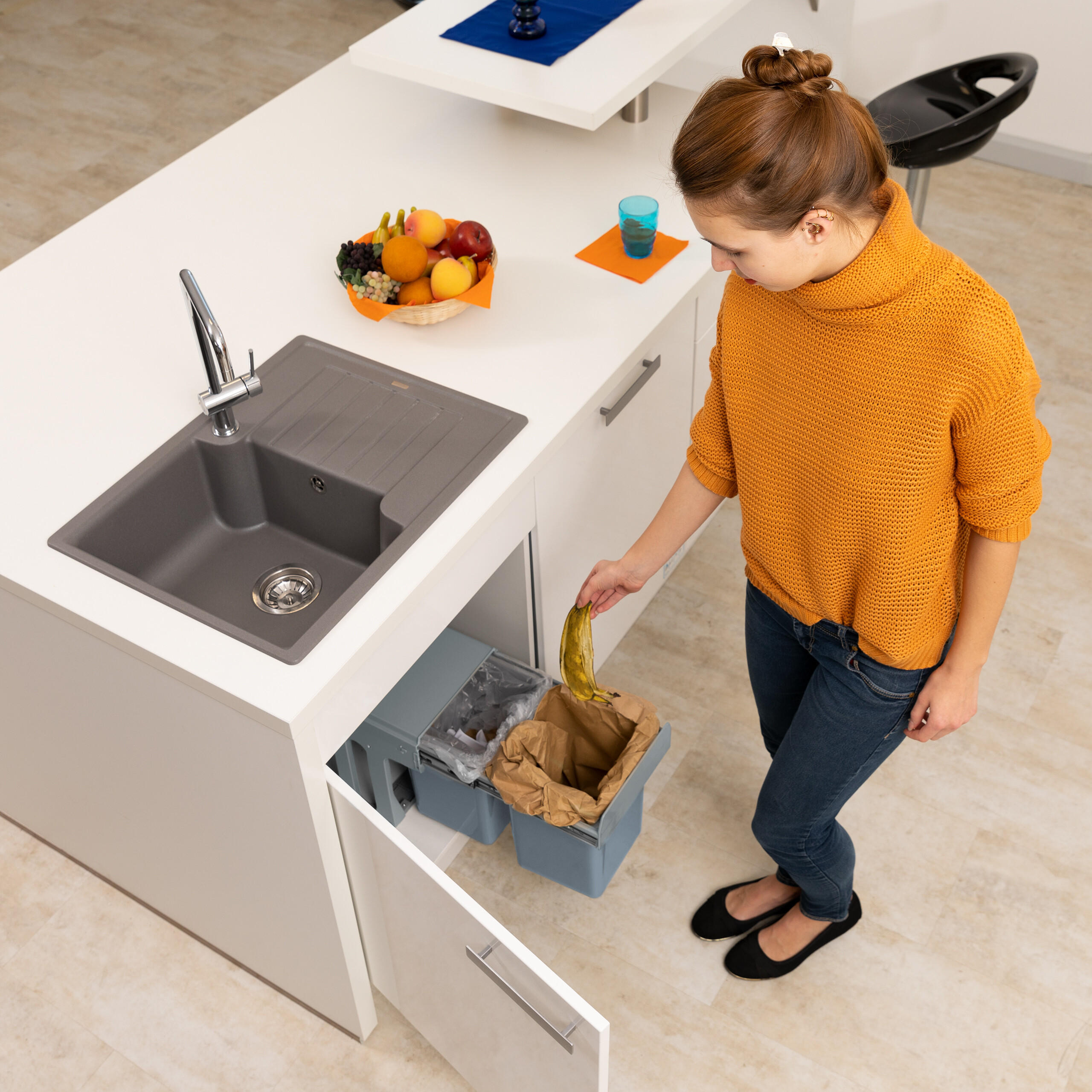 EINBAUMÜLLEIMER - Grau, Kunststoff/Metall (25/35.5/47cm) - Relaxdays