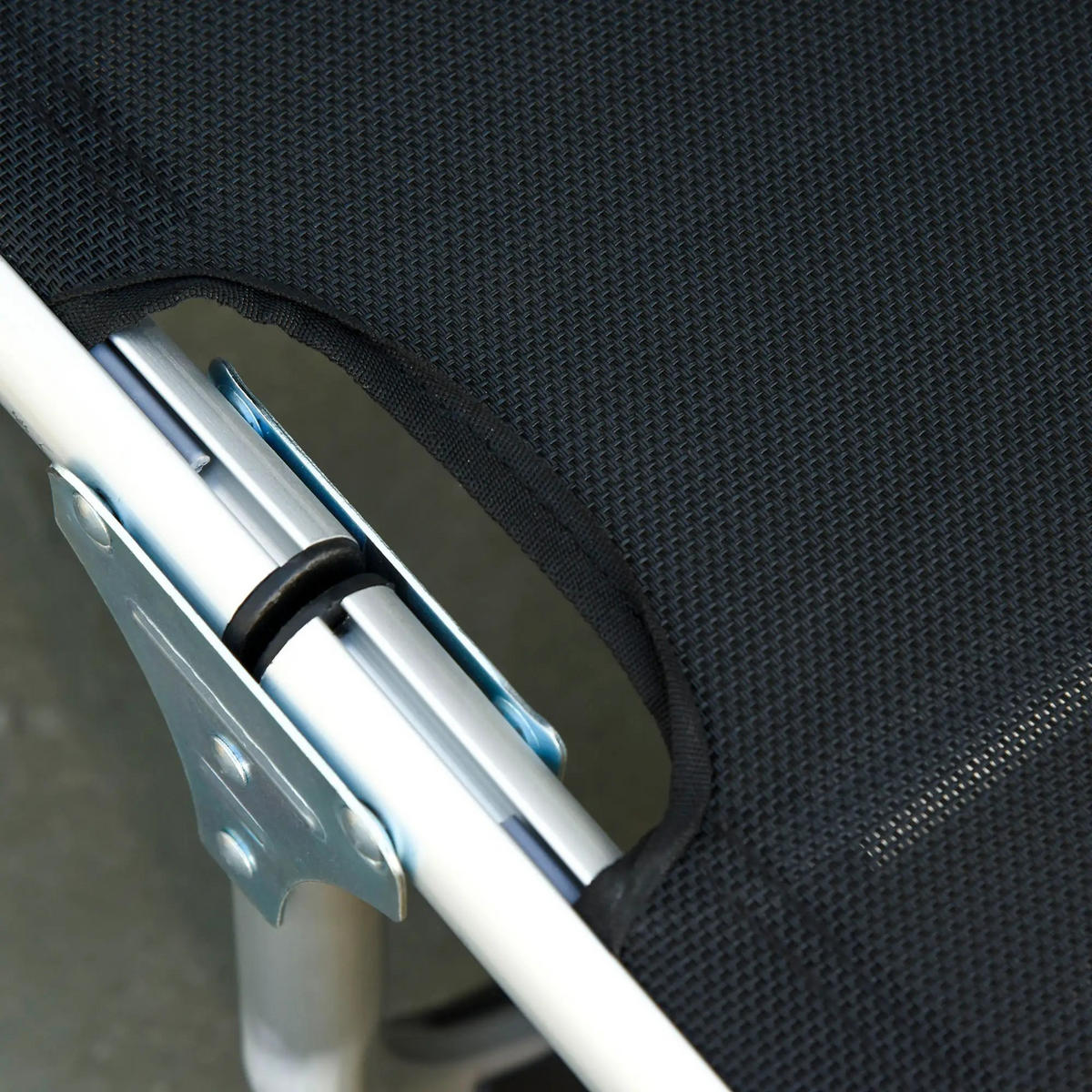 SONNENLIEGE aus Aluminium 165x60x76 cm in Schwarz mit 4-fach verstellbarer Rückenlehne - Schwarz, Metall (60/76/165cm) - Modfu