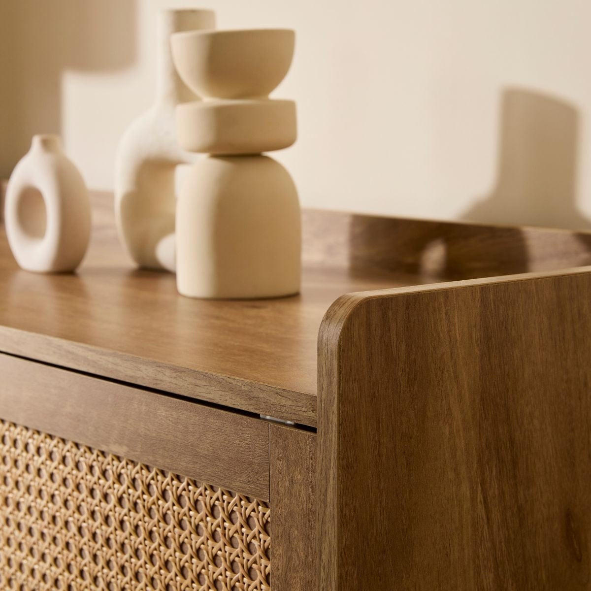 SIDEBOARD mit 2 Türen und 2 Schubladen mit Rattanfronten 39/140/80 cm - Eschefarben, Holzwerkstoff (39/80/140cm) - Calicosy