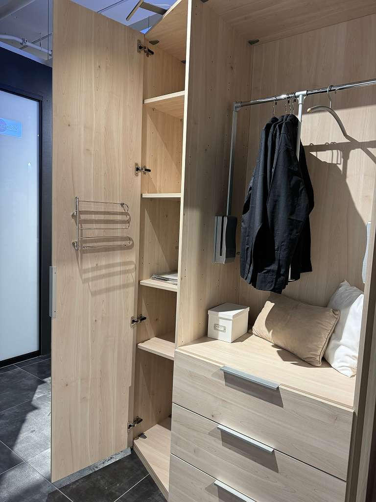 Schranksystem "Megaplan 400" - Visionight