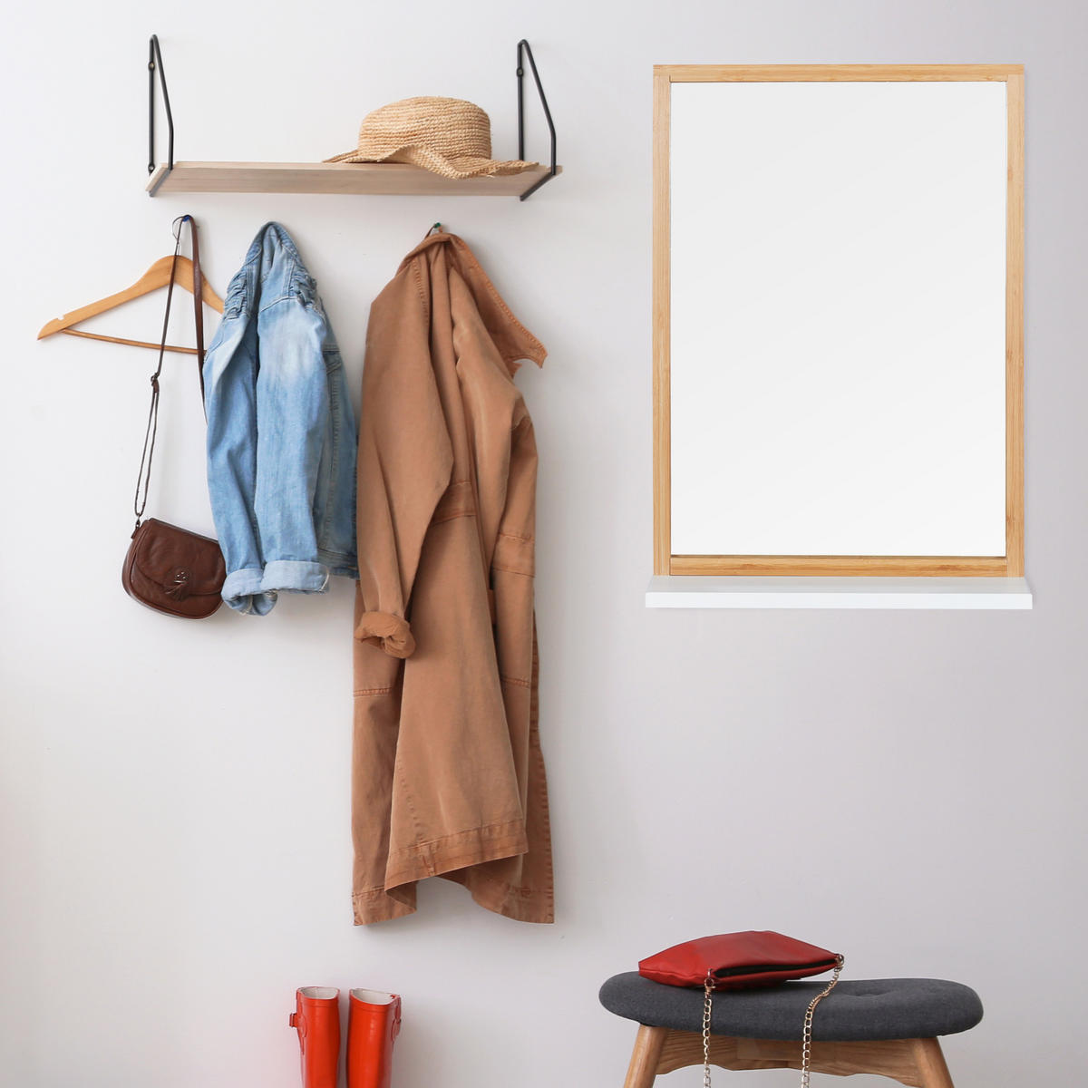 WANDSPIEGEL - Silberfarben, Glas/Holz (38/54.5/12cm) - Relaxdays