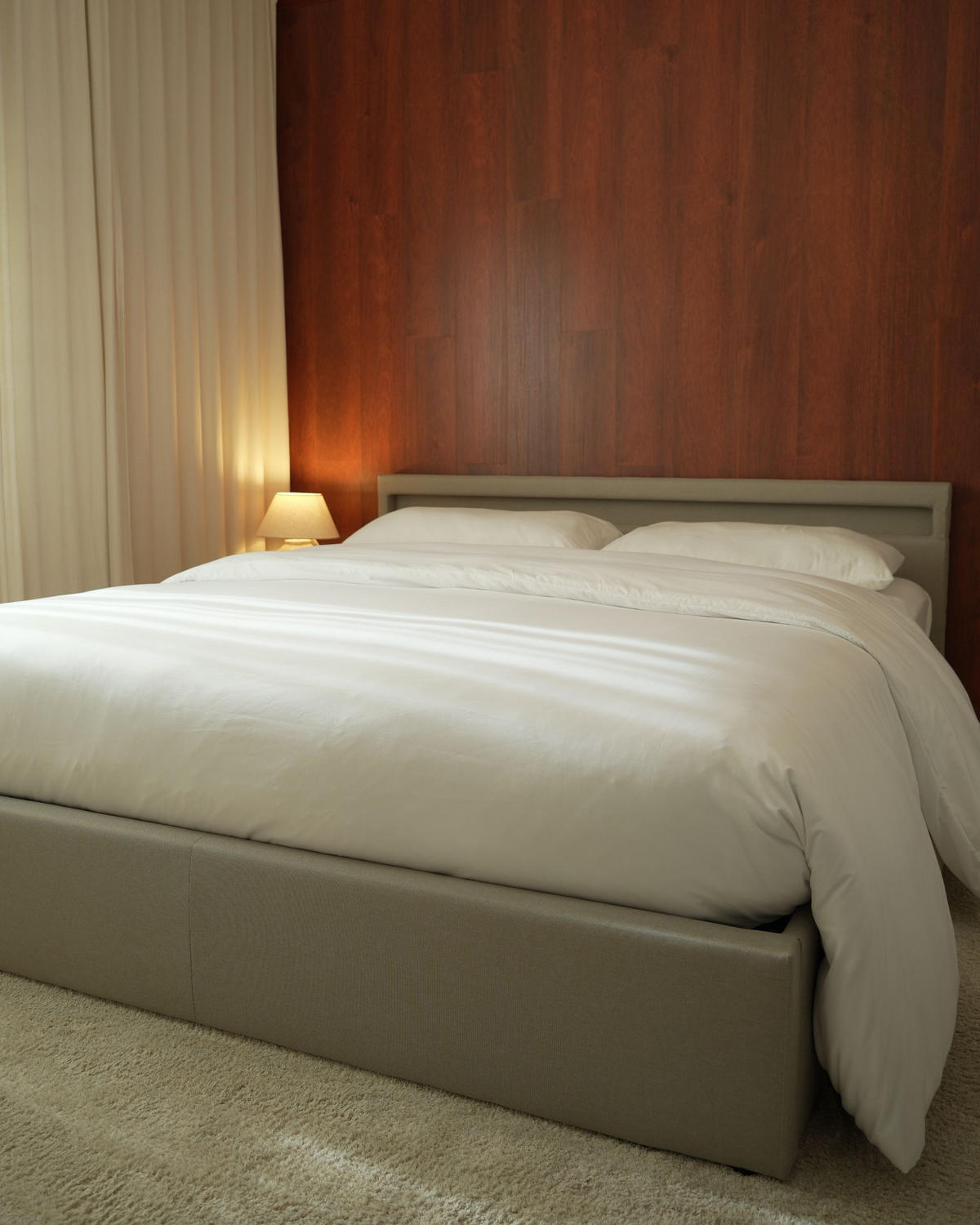 POSTEL s úložným prostorem a LED-Beleuchtung 180/200 cm Látka Béžová Armelle - béžová, textil (180/200cm) - Beliani