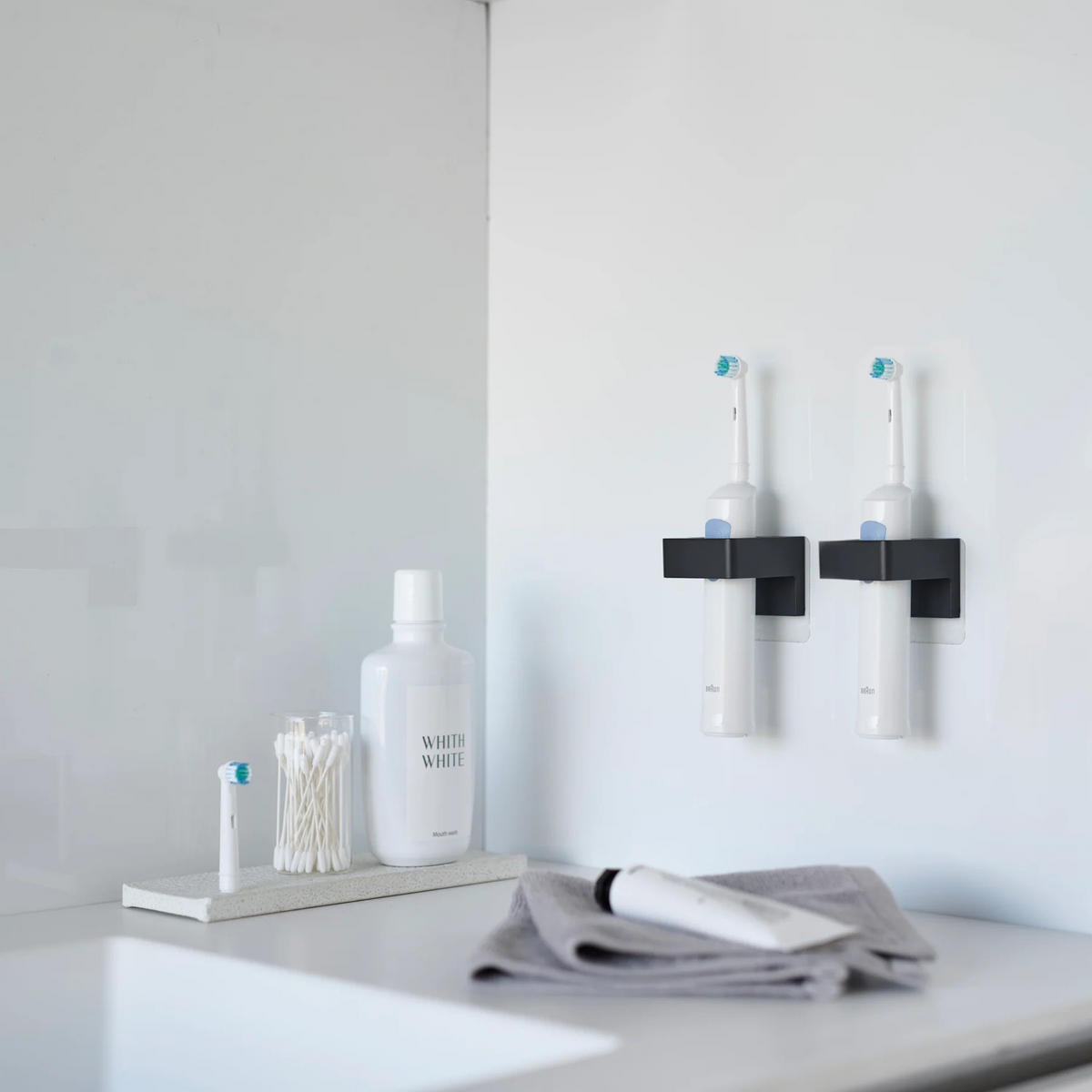 HAFTHAKEN Multifunktionshalter 1710 Schwarz Kunststoff 4.5/5.4/6.2 cm - Schwarz, Kunststoff (5.4/4.5/6.2cm) - Yamazaki