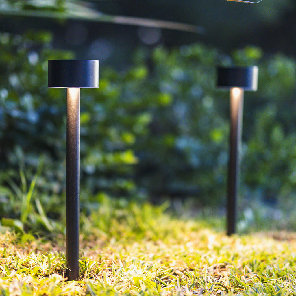 Thumbnail - Lumisky Solar-Gartenstecker, Schwarz, Metall, 7.6x30x7.6 cm, Lampen & Leuchten, Außenbeleuchtung, Solarleuchten